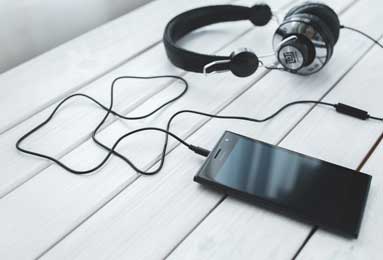 2月7日首秀！徐彬狼队起航，邵佳一3月必重用，能成留洋新旗帜？